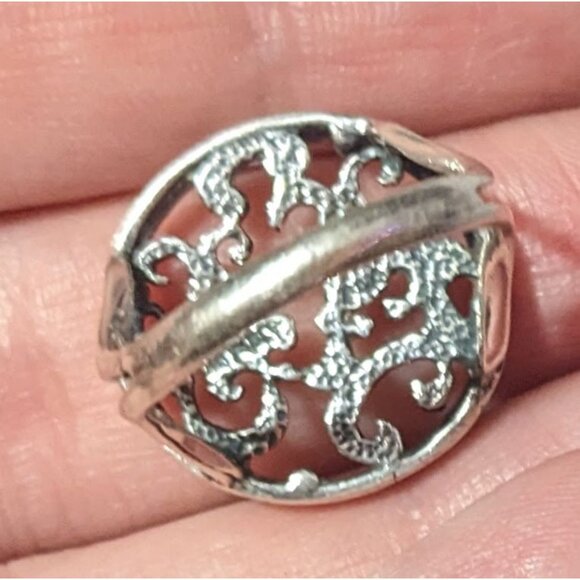 Vintage Sterling Silver Floral Scroll Concave Ring Size 7 1/2 - Picture 16 of 16